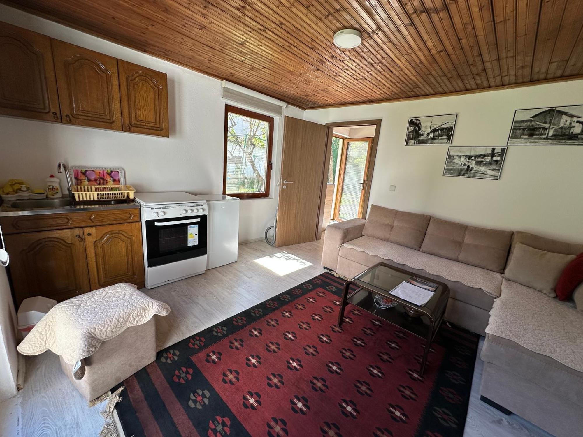 Garden Guesthouse Gjakova المظهر الخارجي الصورة