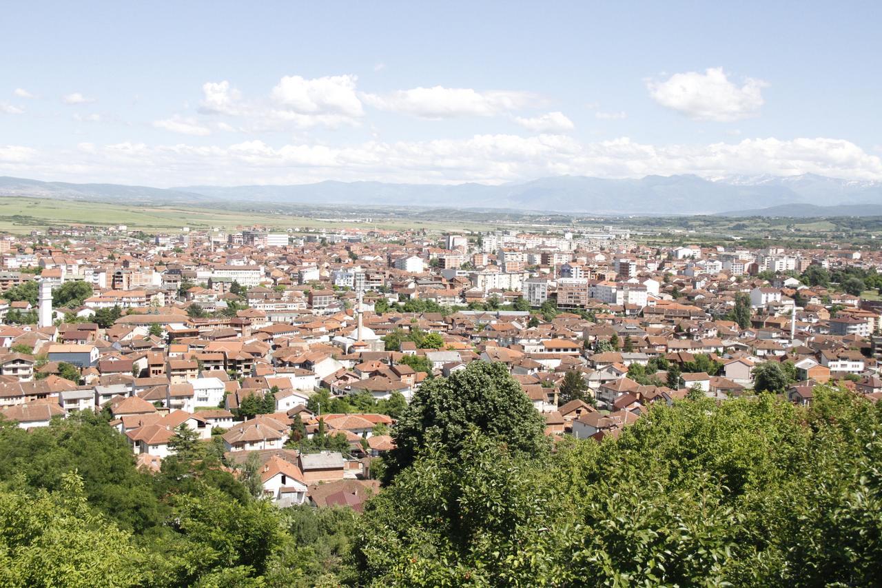 Garden Guesthouse Gjakova المظهر الخارجي الصورة